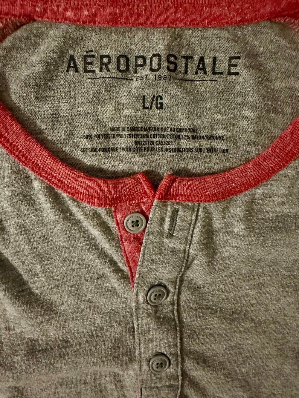 Aeropostale Men’s L Gray & Red Raglan Henley – Long‑Sleeve Casual Shirt